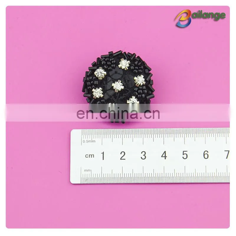 Bailange hot sale high quality ladies garment accessories fashion beaded round neck button t-shirts