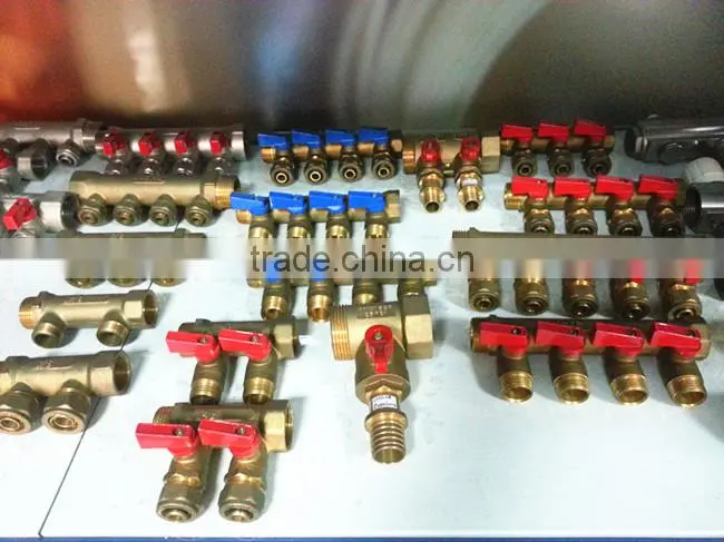 brass manifolds 3 way with ball valve movable pipe fittings for underfloor heating system