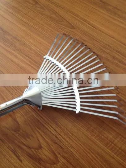 22 teeth wooden handle steel garden rake