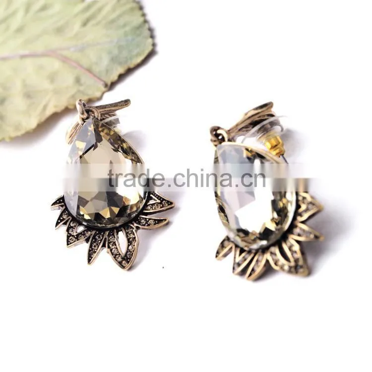 Waterdroplet mixcolor leaf shape vintage vintage earrings earrings
