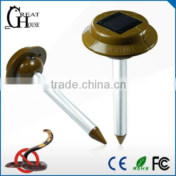 GH-318 Solar vibration snake chaser
