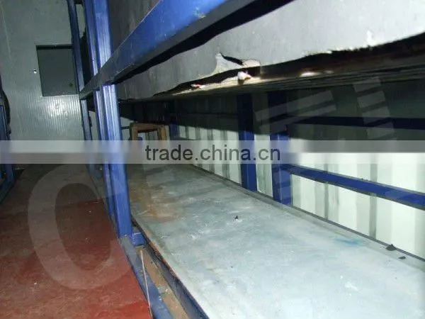 Containerized ice machine for automatic block ice machine