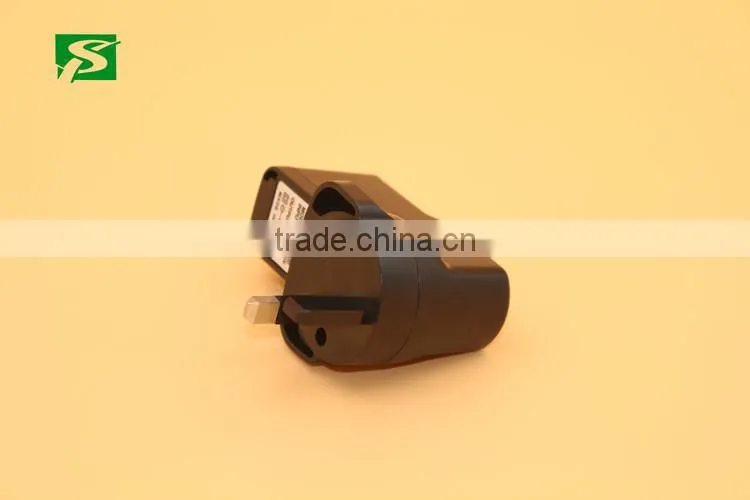 UK 3 pin fashion mobile charger with 1 year warranty