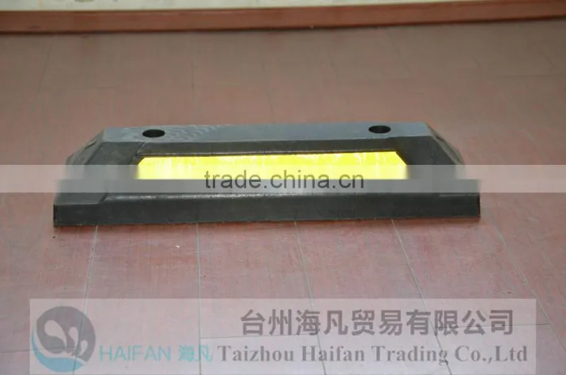 560cm highly visible Australia standard rubber wheel stopper/car parking rubber wheel stopper for safety