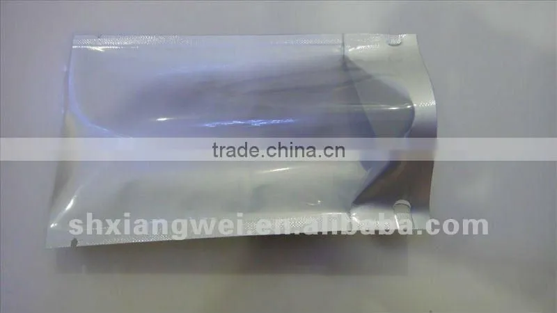 Side die cut vacuum stand up pouches