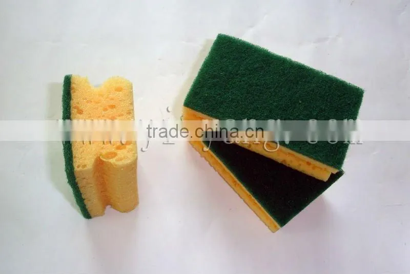 Grip sponge scourer