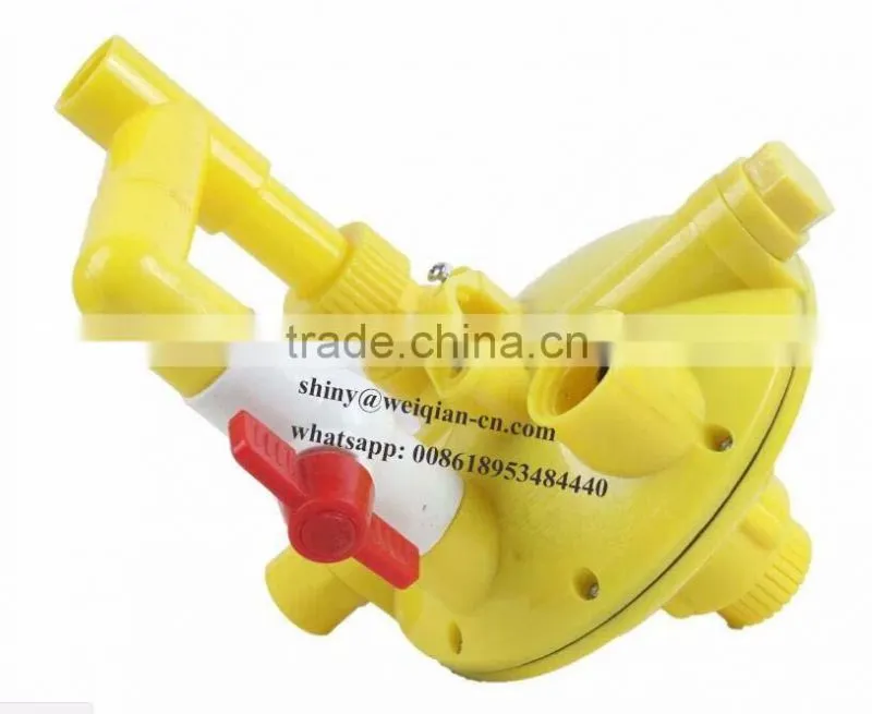 plastic water pressure regulator in poultry drinker system