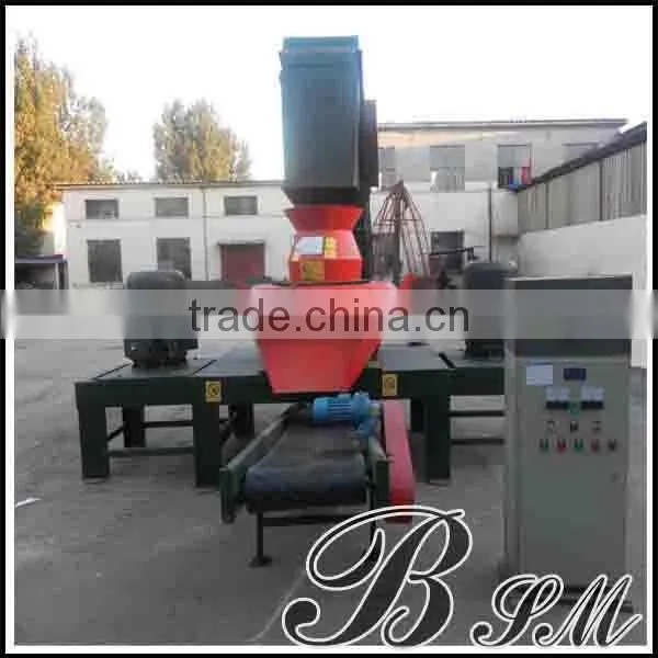 Briquette ratio iron making machine/sawdst briquette pellet making machine in low price