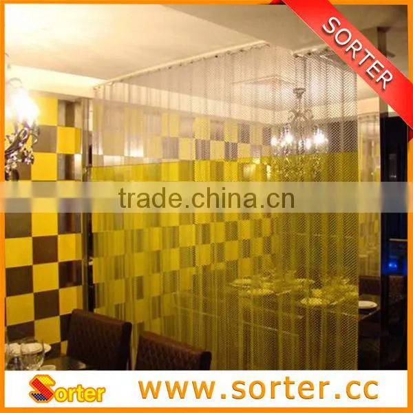 New design brass decorative wire mesh curtain restaurant partition