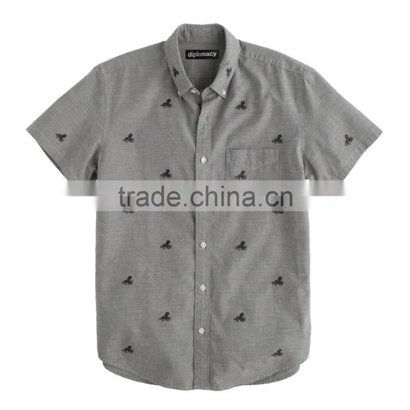 2015 new arrival short-sleeve chambray shirt with embroidered octopi button-down collar with pocket