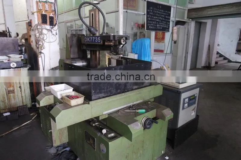 Automatic warp knotting machine