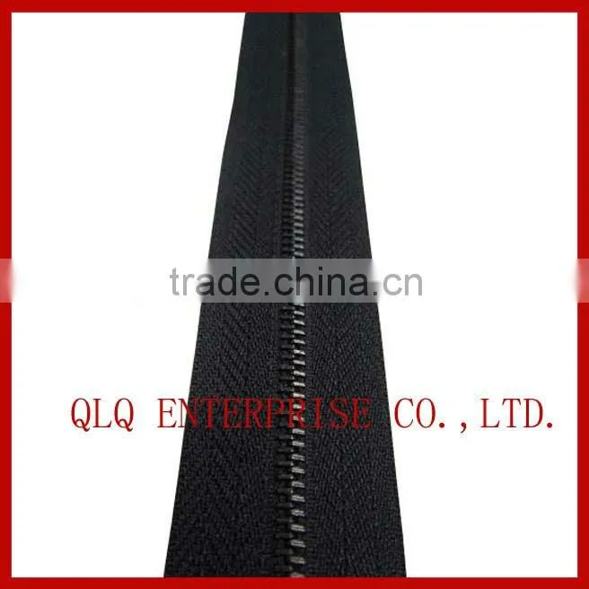 Long Chain 5# Metal Zipper with Colorful Teeth