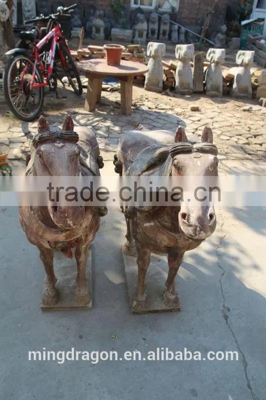 pottery art , hourse