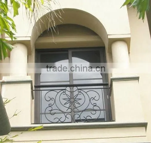 2015 Top-selling rod iron balcony ornamental fence