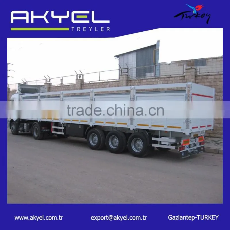 PLAYWOOD DOORS SEMI TRAILER