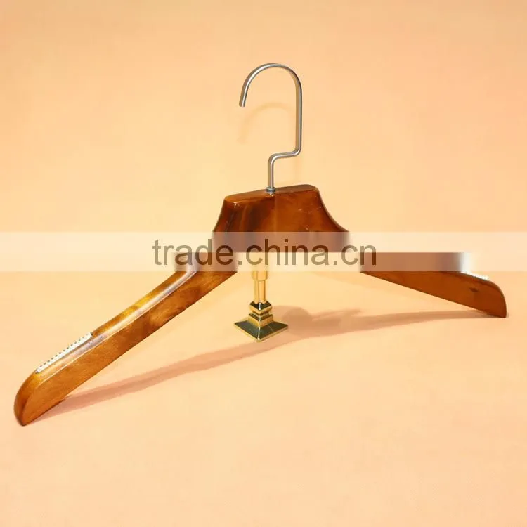 2015 wholesale new design cheap wooden hanger