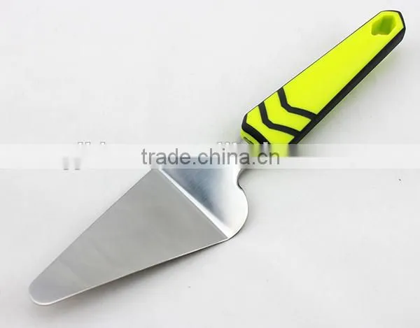 Plastic handle cake tools pancake turner like a leaf