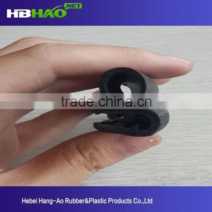 XHM-007 strip lock plastic container rubber seal strip
