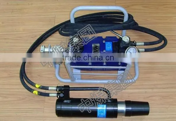 Tensioning Jack and Pump for Stressing Anchor Cable