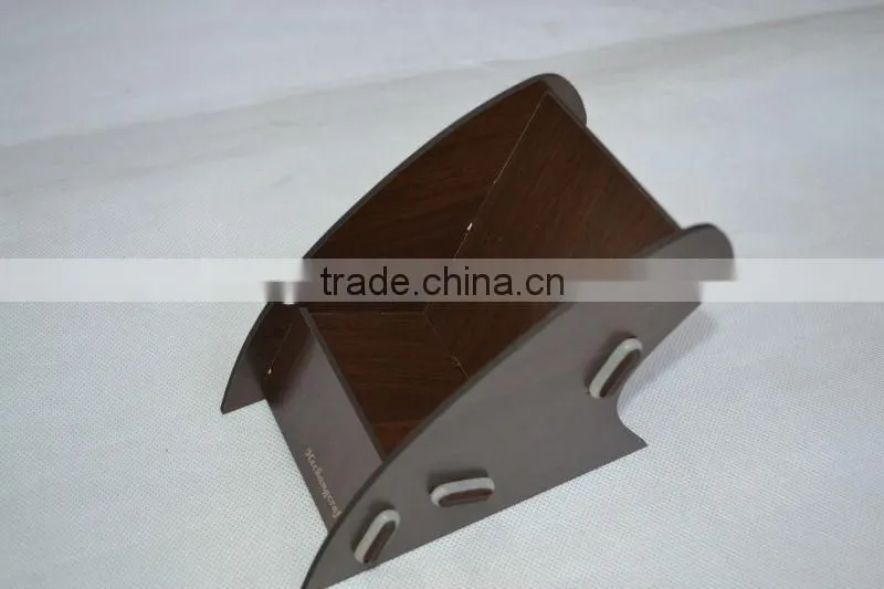 Customzied Wooden Office Table Decoration Item