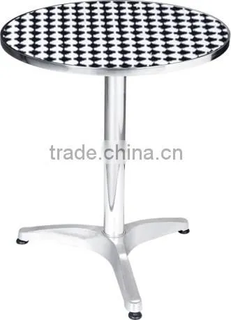 Comfortable Aluminum Outdoor Chair And Table