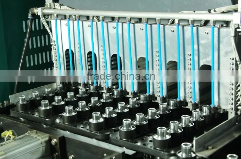 2014 new design pet blow moulding machine price