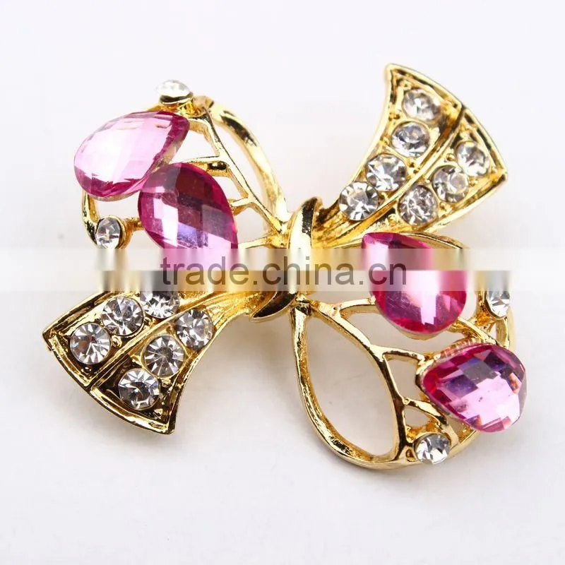 fashion crystal diamond brooches for wedding invitation
