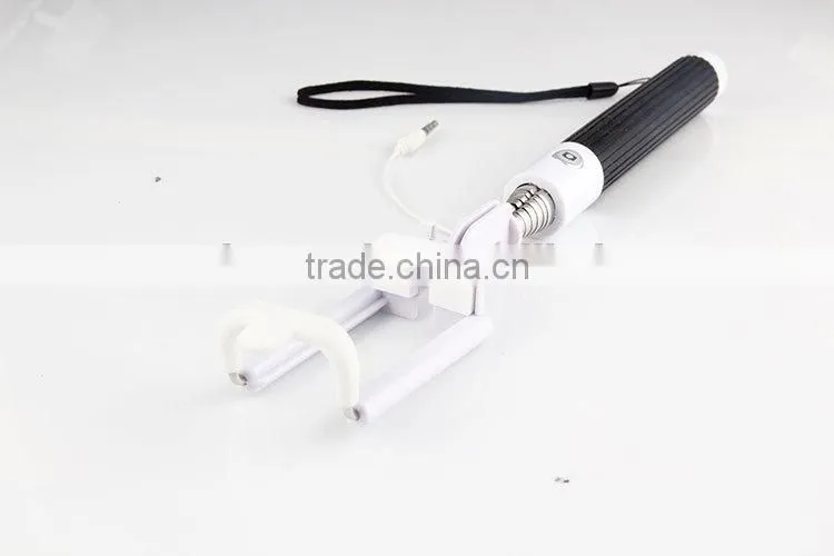 Mini selfie stick with 20cm length only after folding, no need bluetooth selfie stick, hot selling wired selfie stick