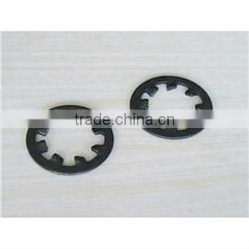 Internal teeth lock washers