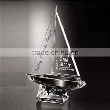 Wholesale cheap crystal sailboat shape trophy/glass awards