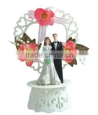 Roman Wedding Cake Topper Figurine Loving Wedding Couple Figurine