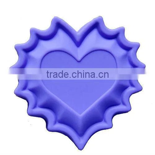2013 the heart shaped design cake mold with the high quality
