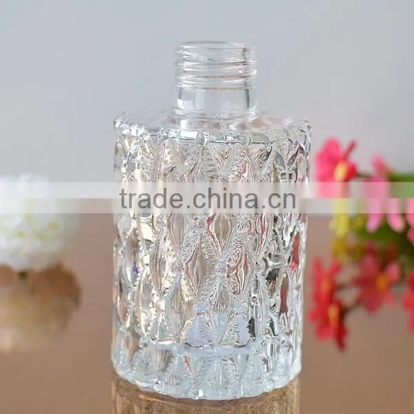 Luxurious glass reed diffuser bottle with 150ml capacity