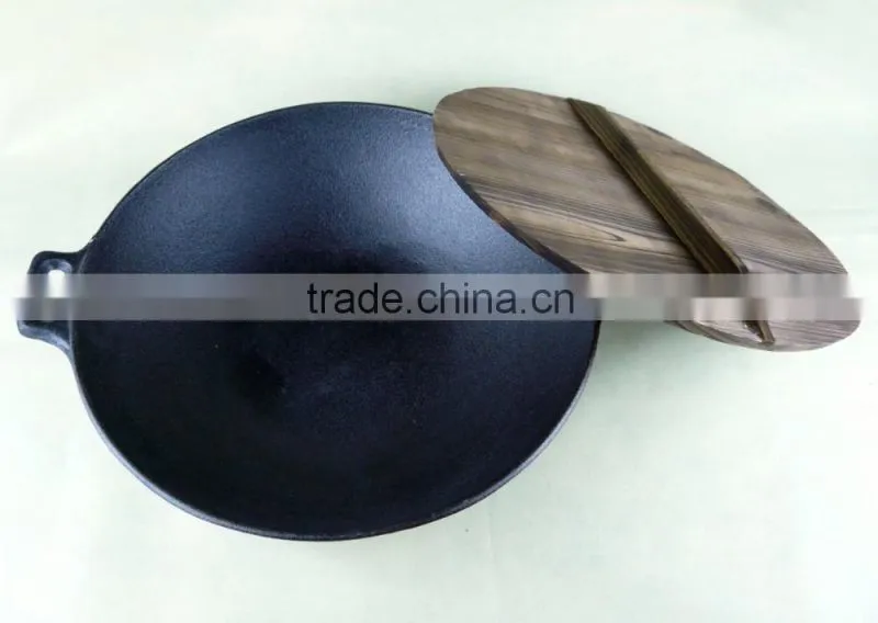 cast iron wok pan Dia:24.5CM