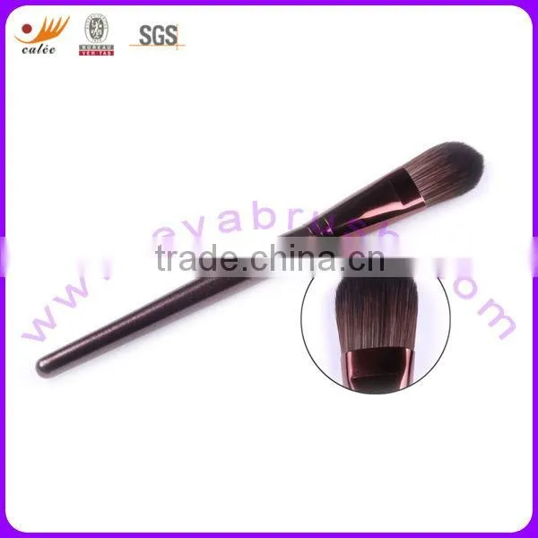 Liquid Foundation Brush/Mask/Makeup Brush with Aluminium Ferrule and Tripled Color Synthetic Hair