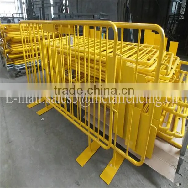 Used folding safety temporary swimming pool fence with door