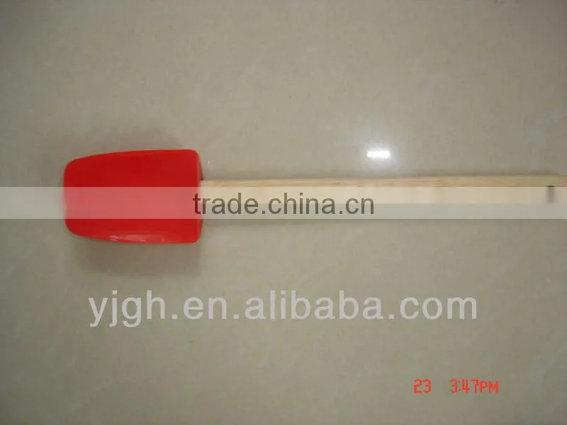 Wooden handle silicone kitchenware spatula