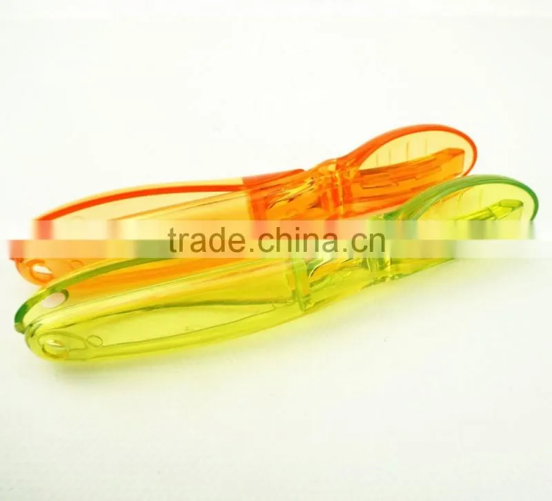 41058 Promotion 2 in 1 Kitchen Fruits Spoon Scoops scale Peeler Kitchen Gadget