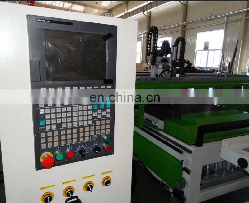 CNC Woodworking Machine with AutoLoad Ability
