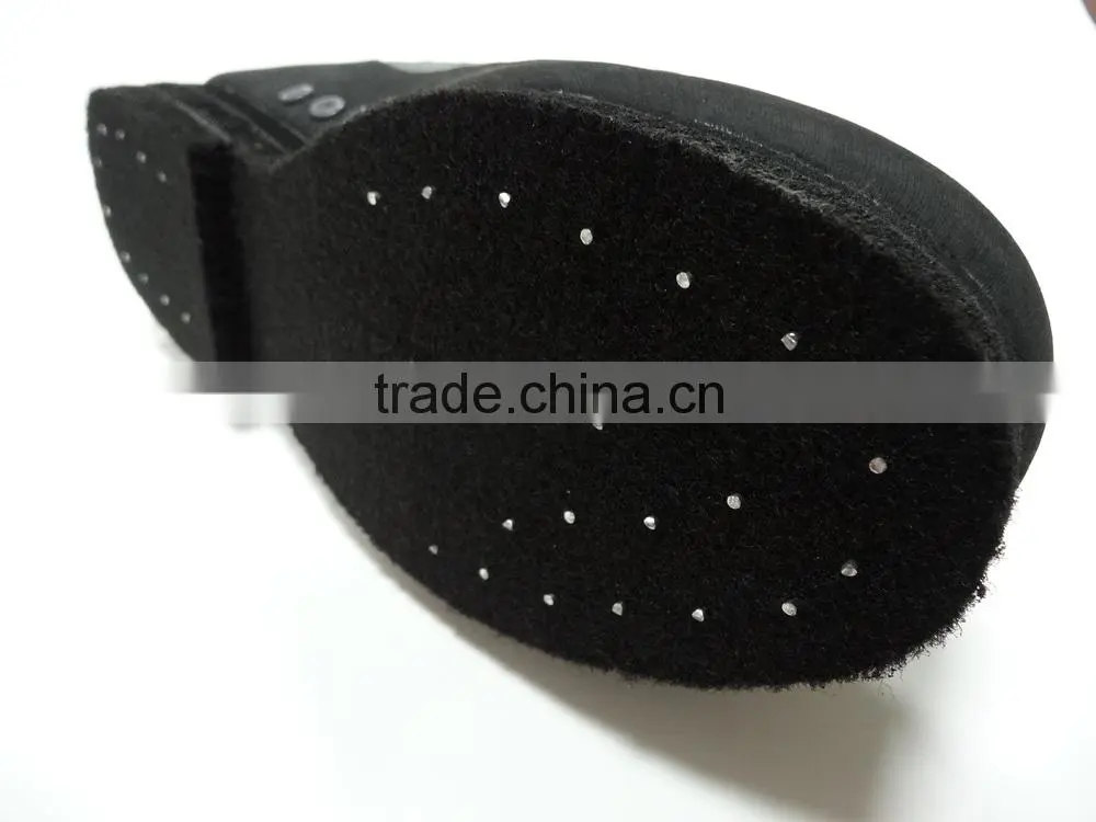 Fishing shoes with special furry cleats sole prevent slippery while rock fishing / fishing equipment