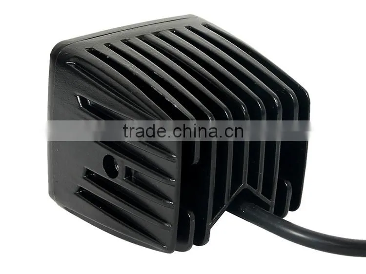Portable 12w 12v led flood work light for motocycle driving