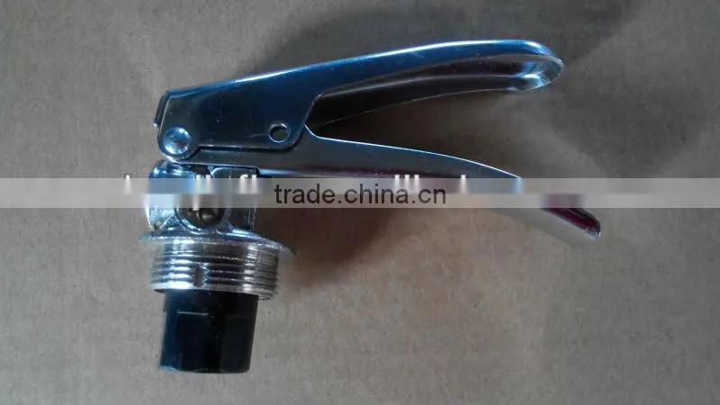 SAFETY VALVE FOR EXTINGUISHER