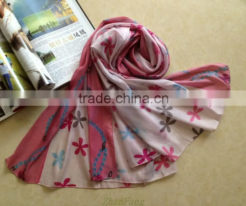 2015 New Design Latest Fashion OEM Custom High Quality Women Flower Printing Scarf