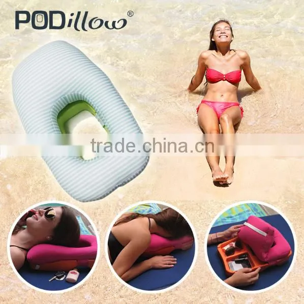 A fantastic beach sunbath Pillow with two pockets for storage