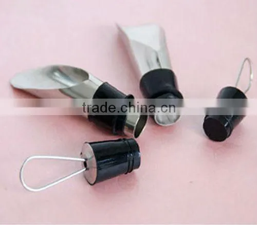 measured pourer,bottle pourer,wine bottle pour,plastic wine pourer,red wine pourer,pourer for bottles,wine metal