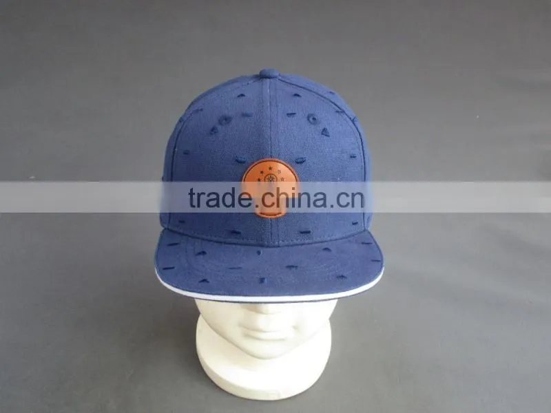 Custom high quality 6- panel snapback hat with PU badge