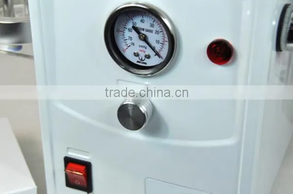 Portable microdermabrasion beauty apparatus