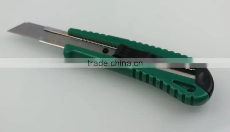 BERRYLION ABS 18mm blade cheap price cutting knife with blister packing