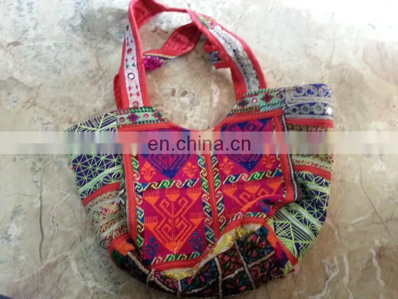 CLASSIC KUTCH BANJARA GYPSY TRIBE TRADITIONAL MIRROR EMB POUCH HAND BAG