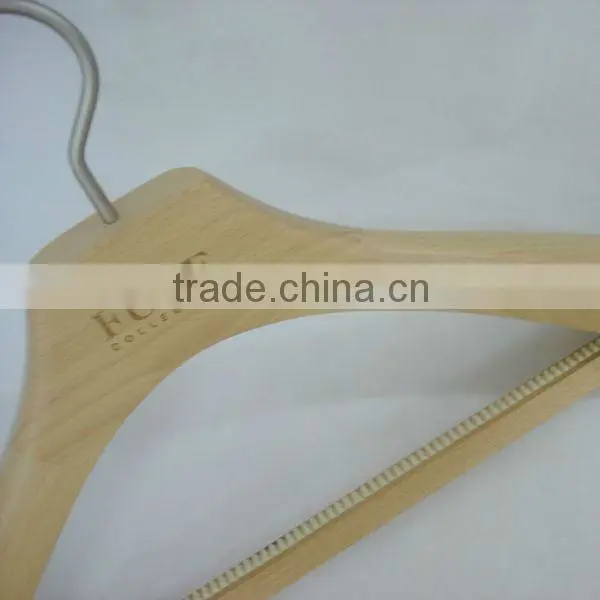 WL-166 wooden hanger with non-slip hanger strips